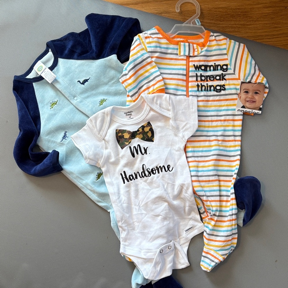 LOT of 2 Sleepers Pajamas and 1 Graphic Tee Onesie, Multiple Sizes